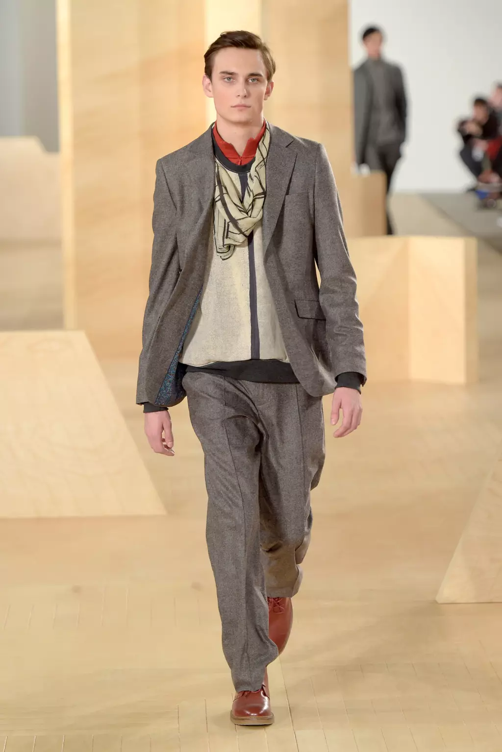 Perry Ellis للرجال RTW خريف 2016