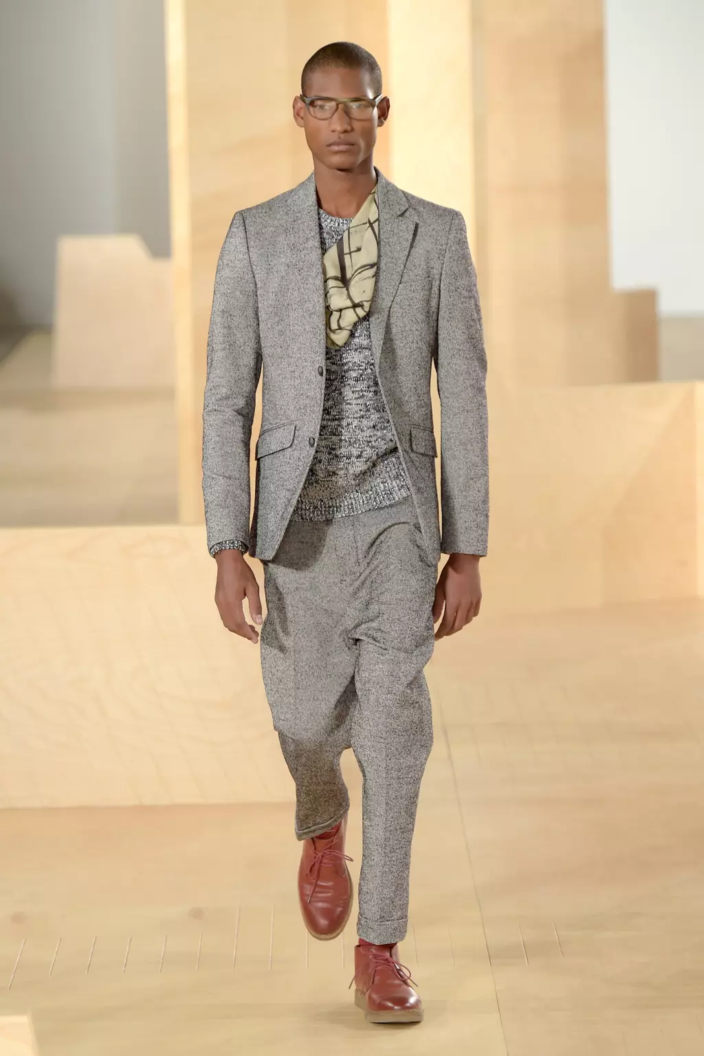 Perry Ellis Men's RTW Fall 2016