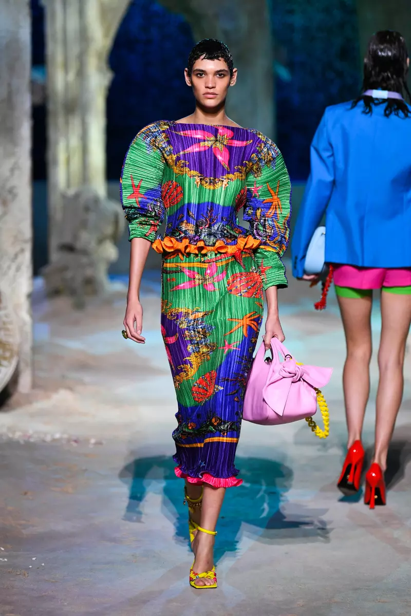 Versace Spring 2021 Kolleksje foar manlju en froulju Milaan 58419_17