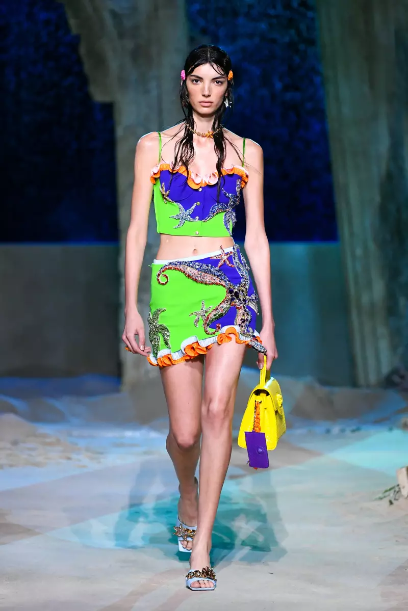 Versace Spring 2021 Kolleksje foar manlju en froulju Milaan 58419_19