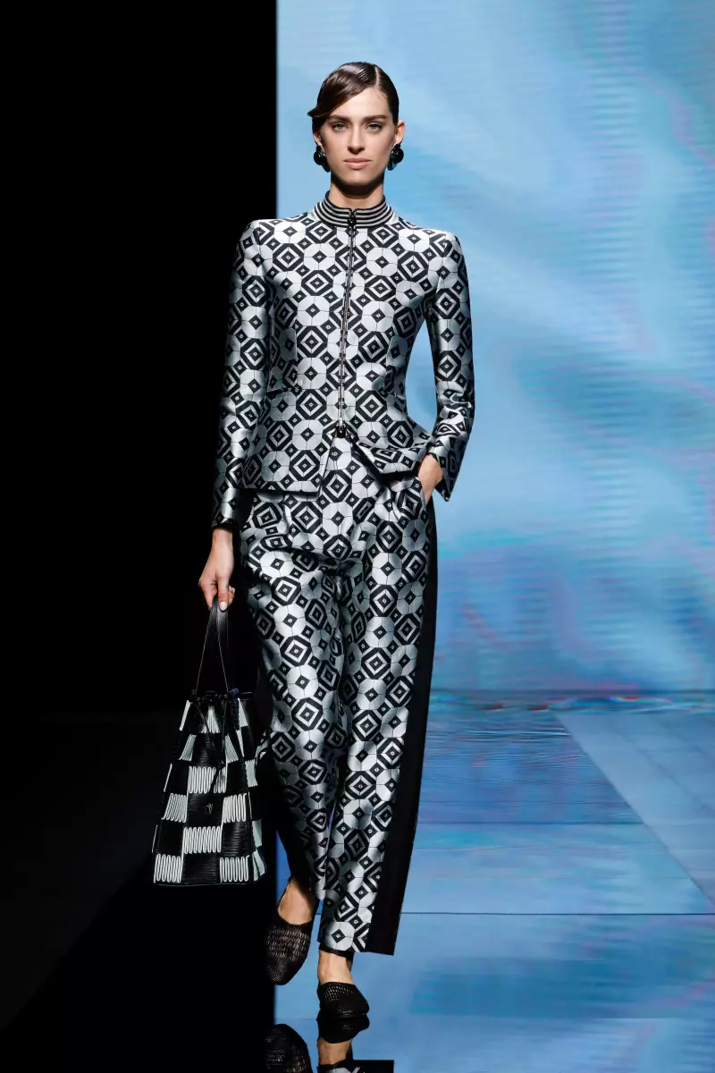 Giorgio Armani Tayari Kuvaa Milan ya Spring 2021 58509_22