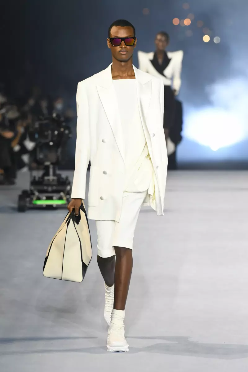 Balmain pronto para vestir na primavera de 2021 em Paris 58678_52