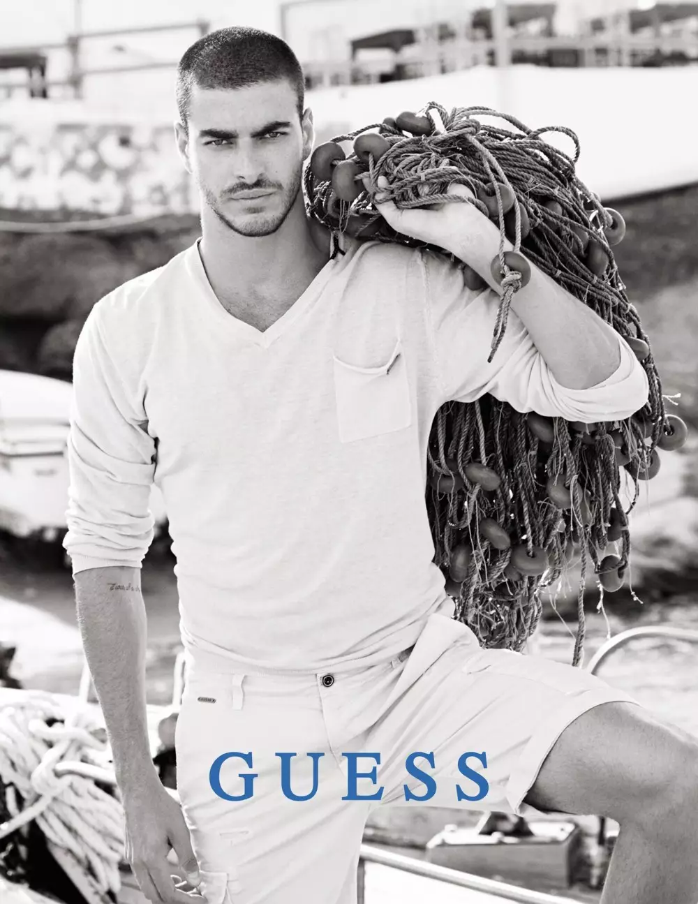 Gui Fedrizzi è la nuova immagine della nuova campagna Guess SS 2016