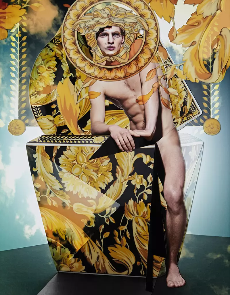 Philistine magazine / 2nd issue / When fashion meets interiors / Isang kwentong nakatuon sa Versace, ang Home collection / http://www.philitinemag.com/#!shop/cxb6