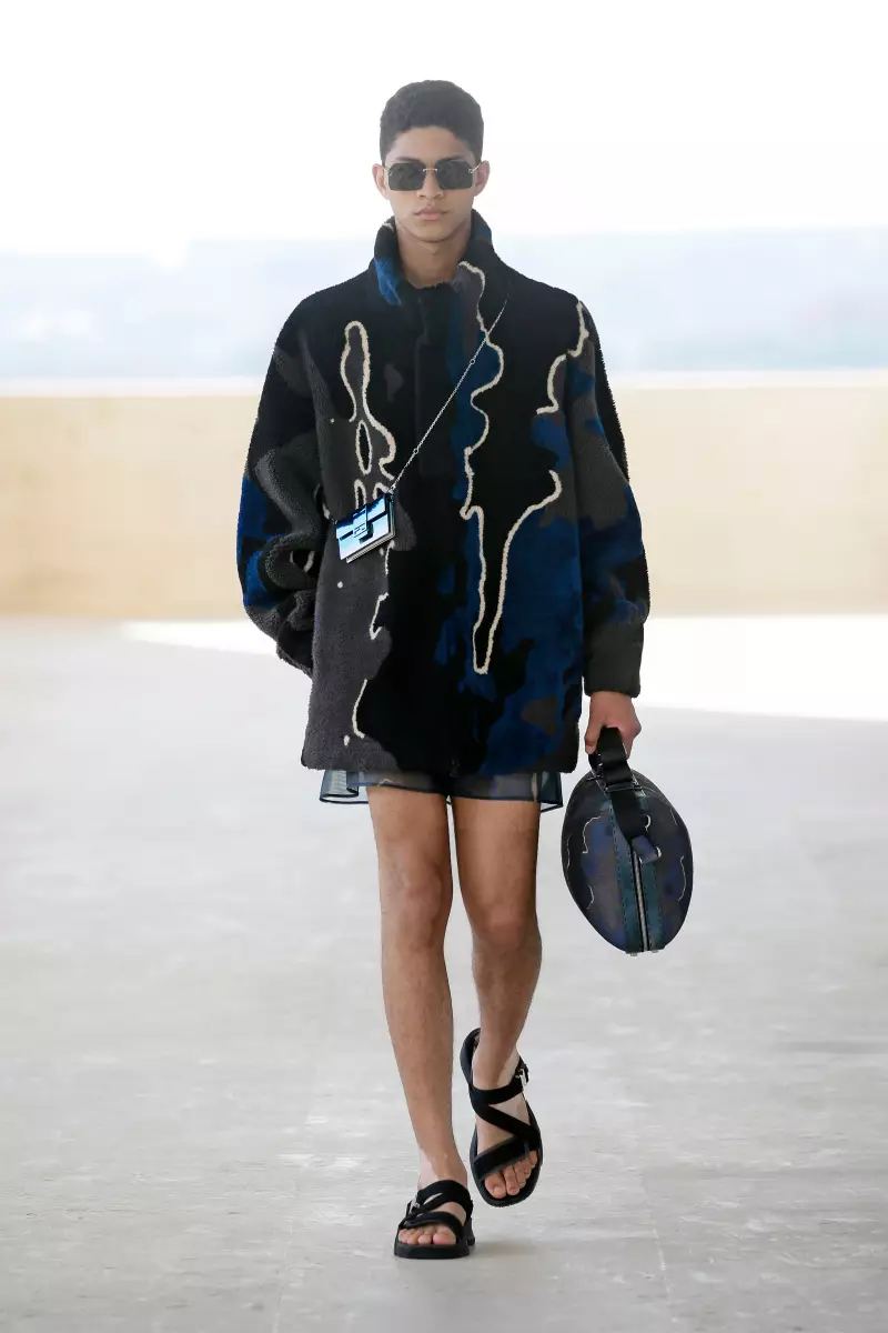 Fendi Menswear Spring 2022 මිලාන් 6176_36