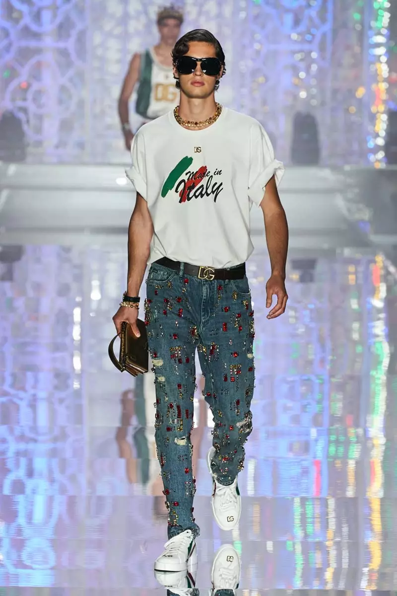 Dolce & Gabbana férfiruha 2022 tavaszán Milánó 6205_15