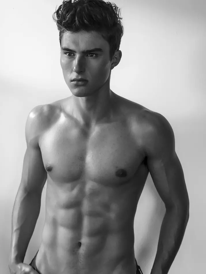 Wilhelmina LA 呈现新面孔：Kyle Parker 6237_2