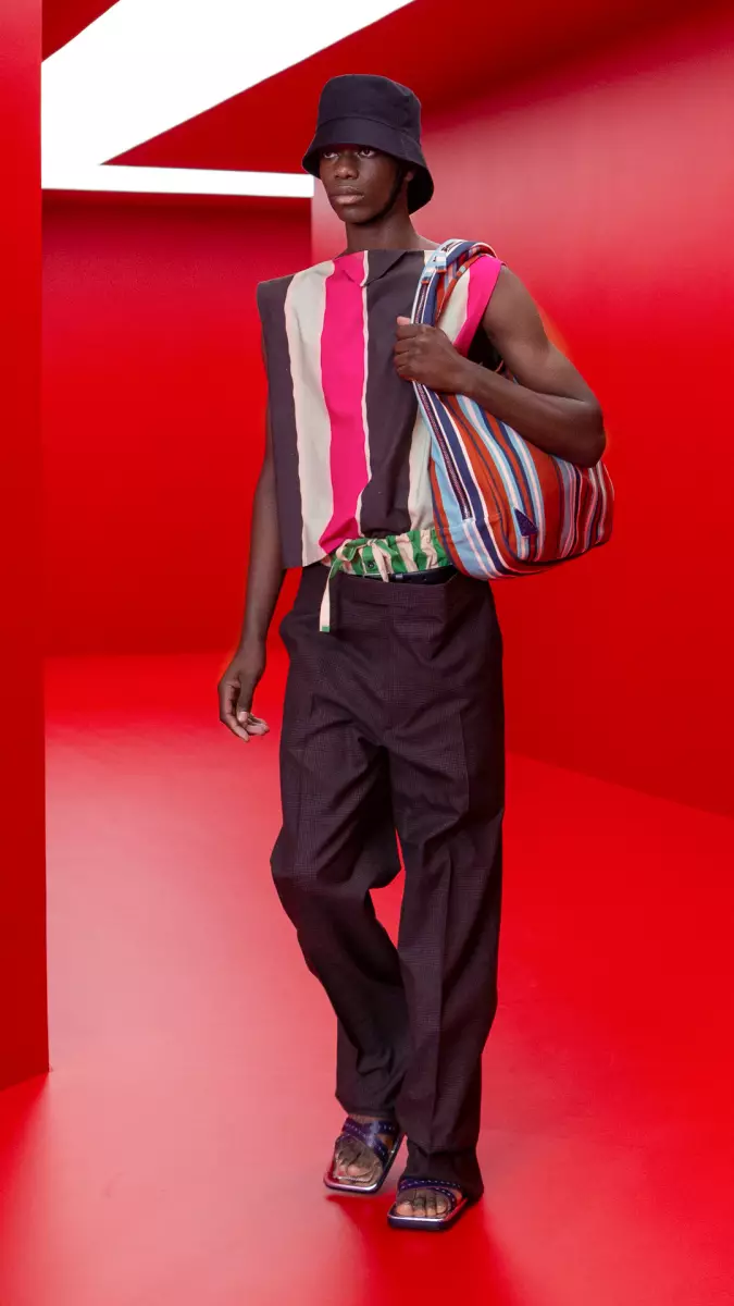 Prada Menswear Spring 2022 Milan 6253_25