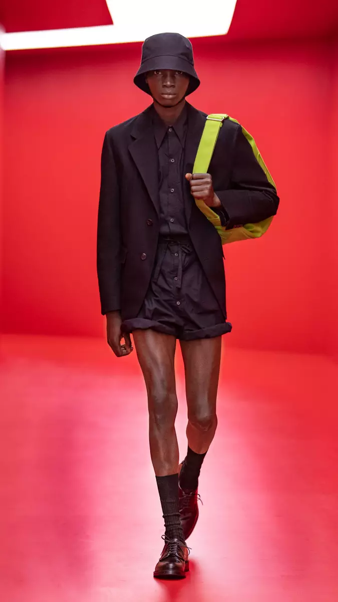 Prada Menswear Spring 2022 Milan 6253_3