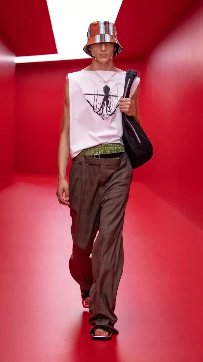 Prada Menswear Spring 2022 මිලාන් 6253_35