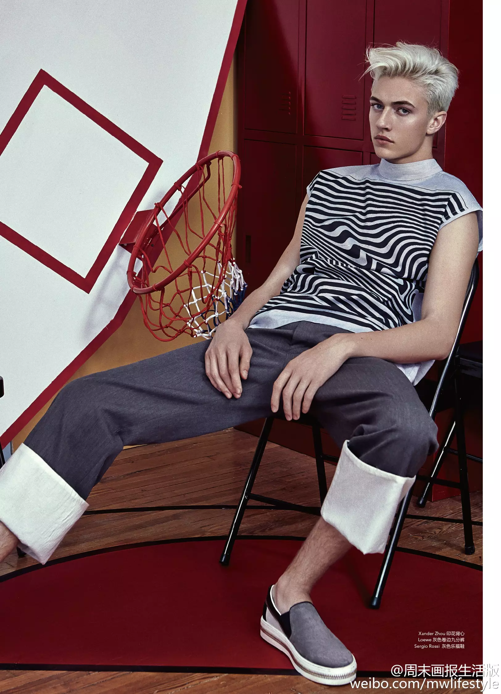 Kabeh sorotan langsung menyang sensasi model Lucky Blue Smith sing saiki dibintangi sampul kanggo Modern Weekly (China) 18 April 2015 dijupuk dening Shxpir, ditata dening Moka ShenHair: Parco Cheung Make-up: Sun Qi