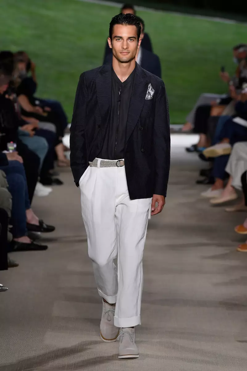 Giorgio Armani Menswear Spring 2022 Milan 6318_1