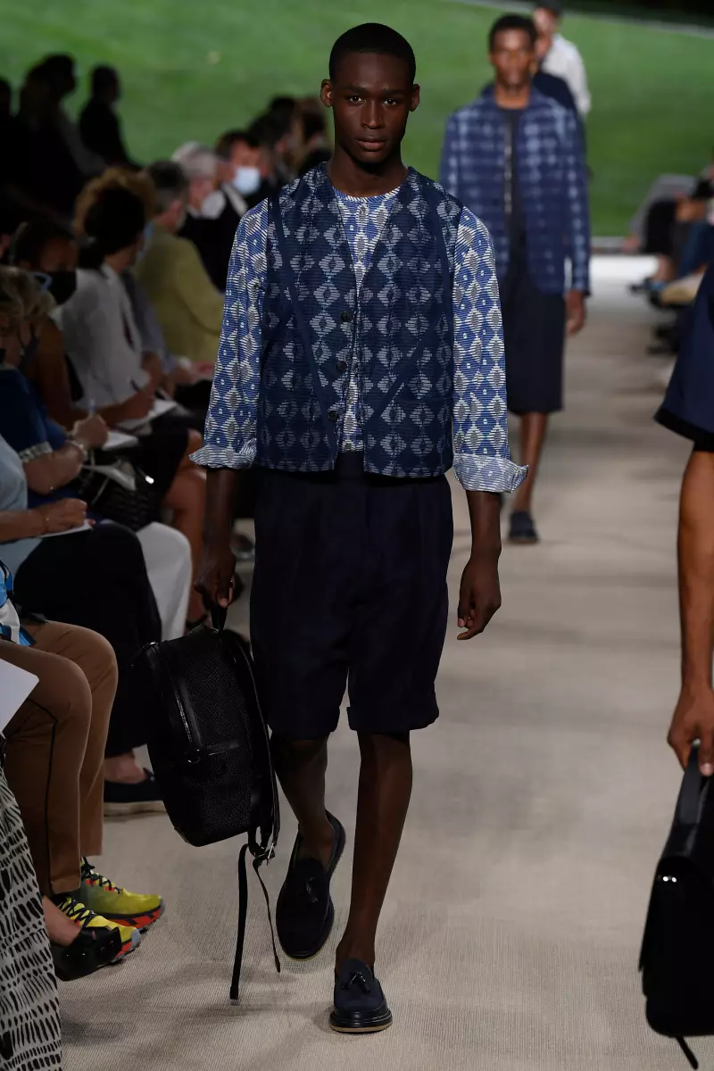 Giorgio Armani Menswear Spring 2022 Milaan 6318_11