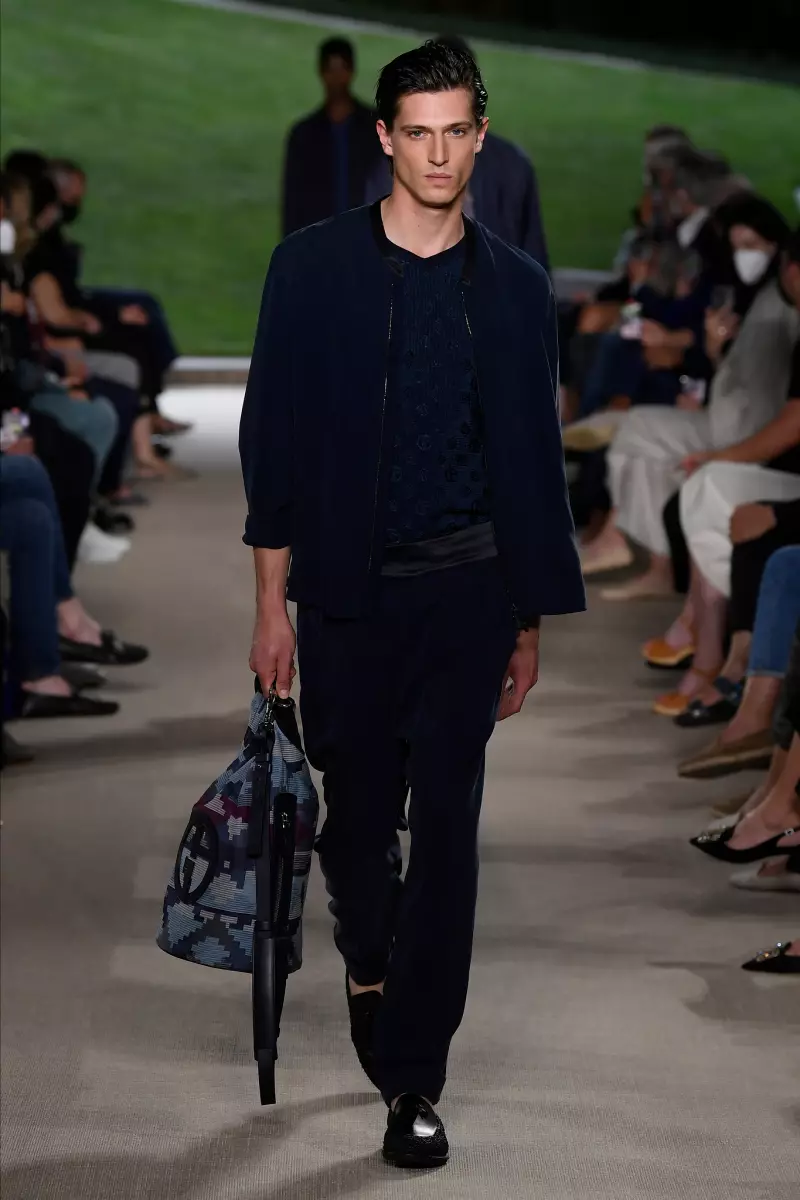 Giorgio Armani 2022 春季男装米兰 6318_24