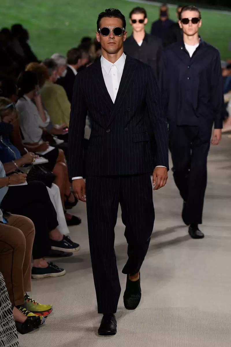 Giorgio Armani Menswear Rebbiegħa 2022 Milan 6318_60