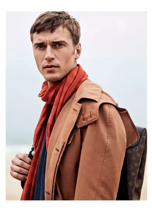 GQ Style Turkey SS15 nampilake model top Prancis Clément Chabernaud dening Umit Savaci kanthi gaya busana kemewahan klasik metu saka moto laut. Menehi tansah sing paling apik ing saben karya kita kirim.