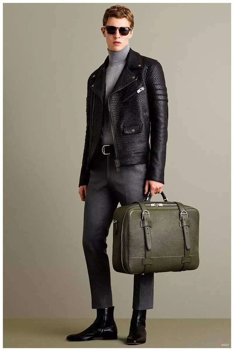 Bally Fall/Winter 2015 Kwalite uwe mwụda na-adịghị arụ ọrụ yana ihe dị mkpa dị jụụ nke na-eweta ihu okomoko ọhụrụ na anya gị.