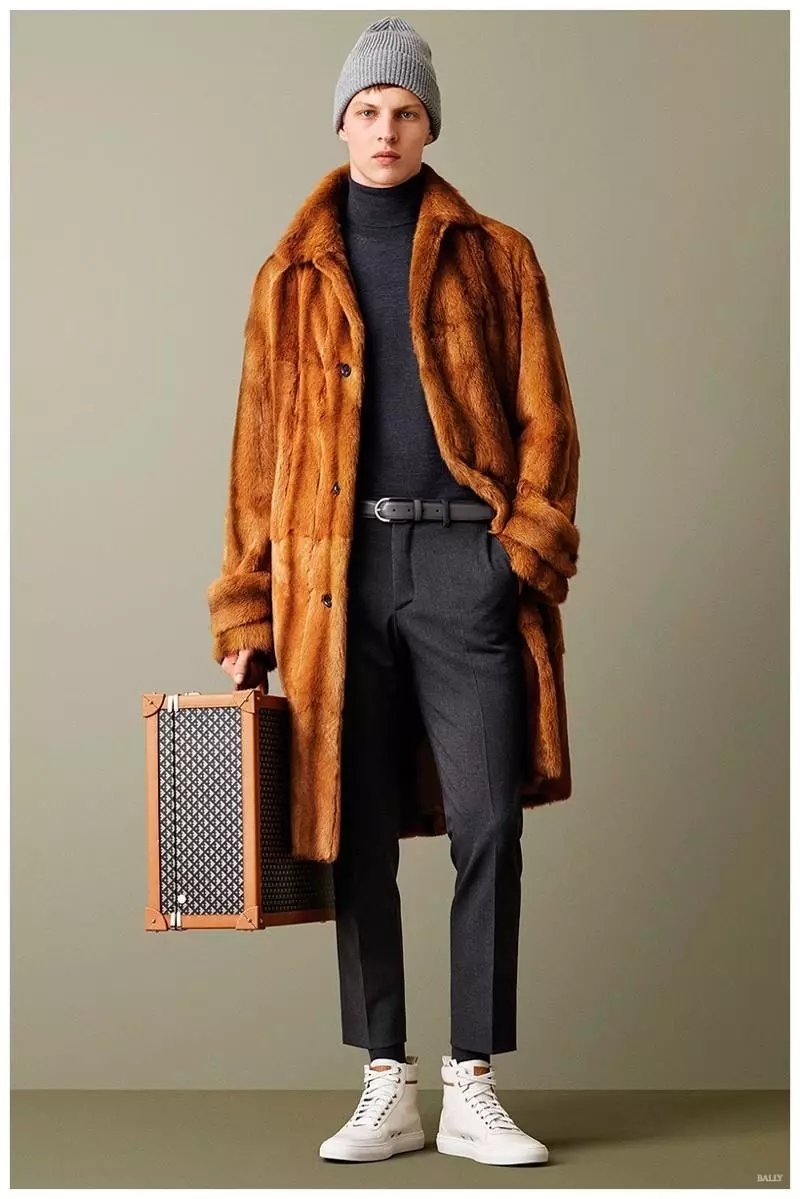 Bally Fall/Winter 2015 Kwalite uwe mwụda na-adịghị arụ ọrụ yana ihe dị mkpa dị jụụ nke na-eweta ihu okomoko ọhụrụ na anya gị.