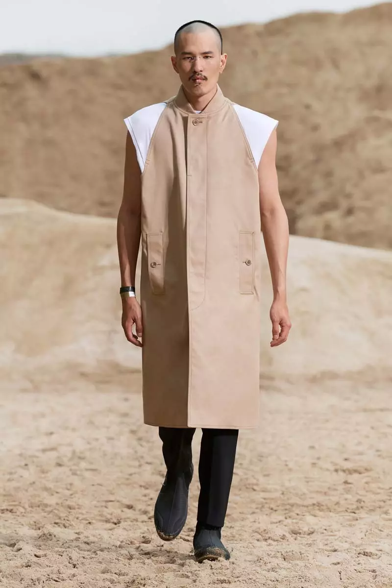 Burberry Menswear Spring 2022 Paris 6558_3