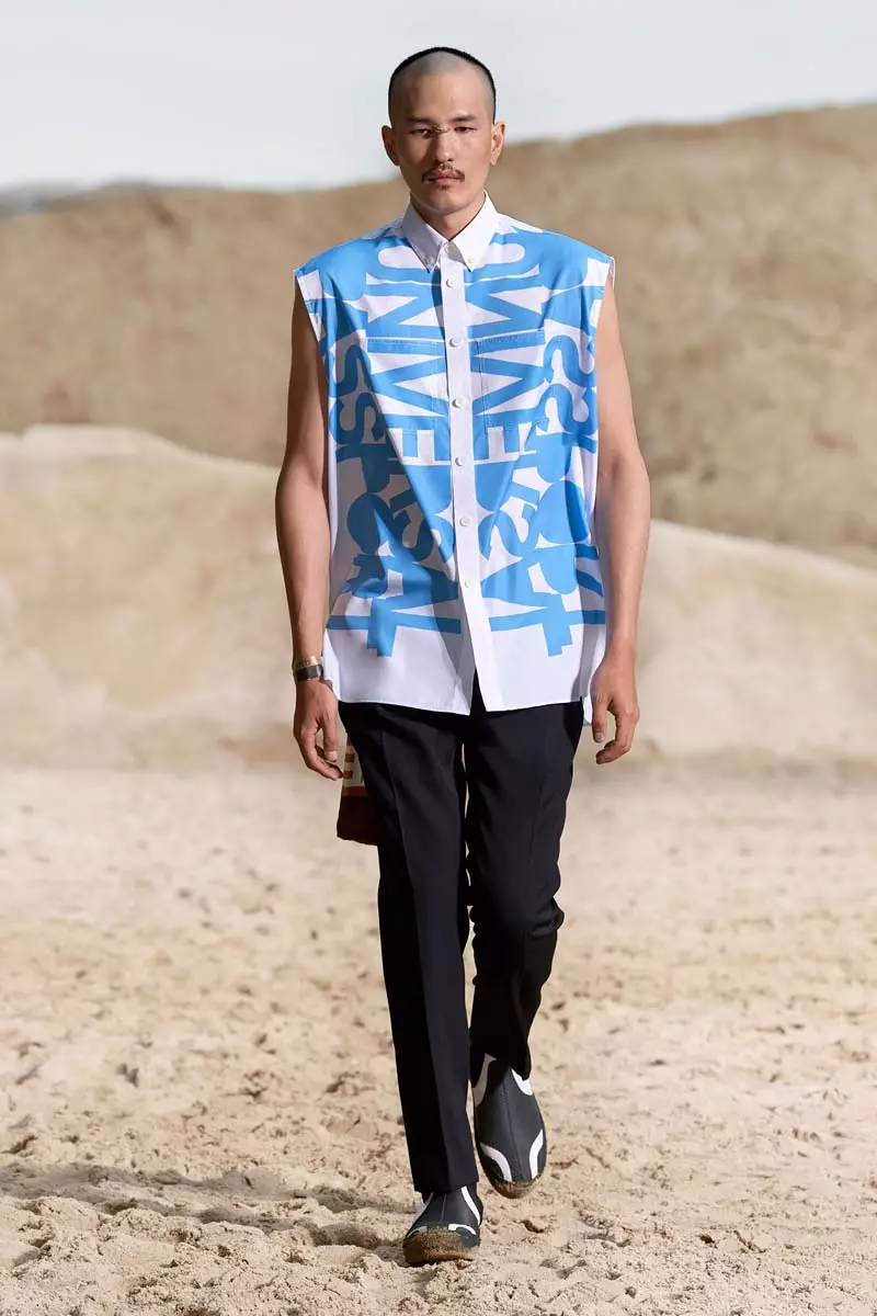 Burberry Menswear Spring 2022 Paris 6558_45