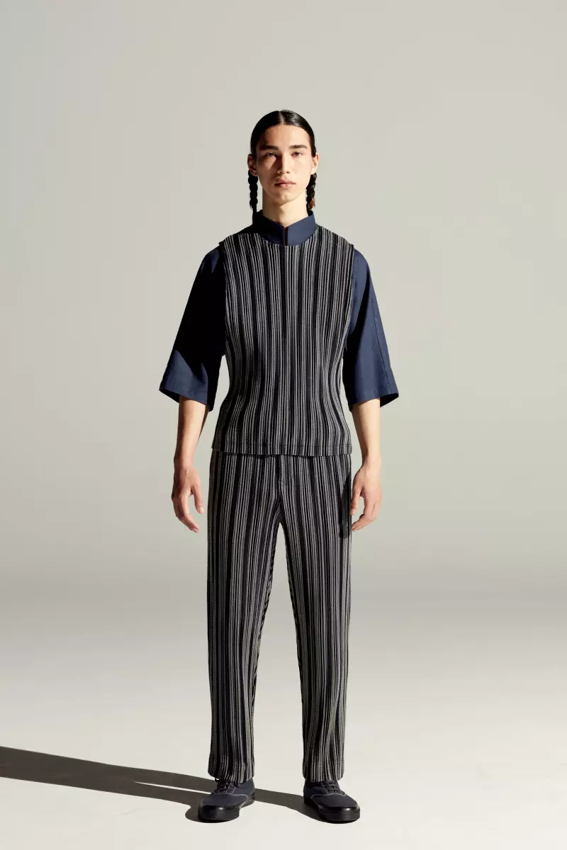 Homme Plissé Issey Miyake Spring ya Wanaume 2022 Paris 6601_18