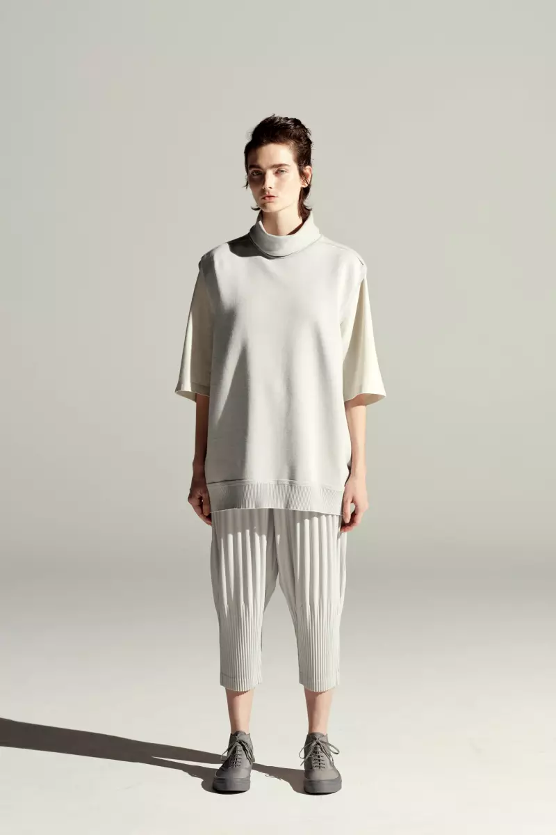 Homme Plissé Issey Miyake Men's Spring 2022 Paris 6601_24