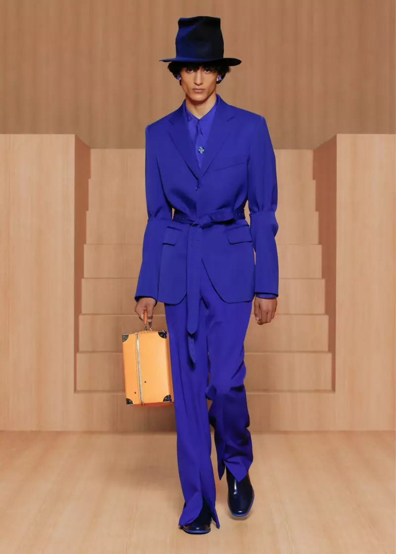 Louis Vuitton vīriešu apģērbi 2022. gada pavasara Parīzē 6622_2