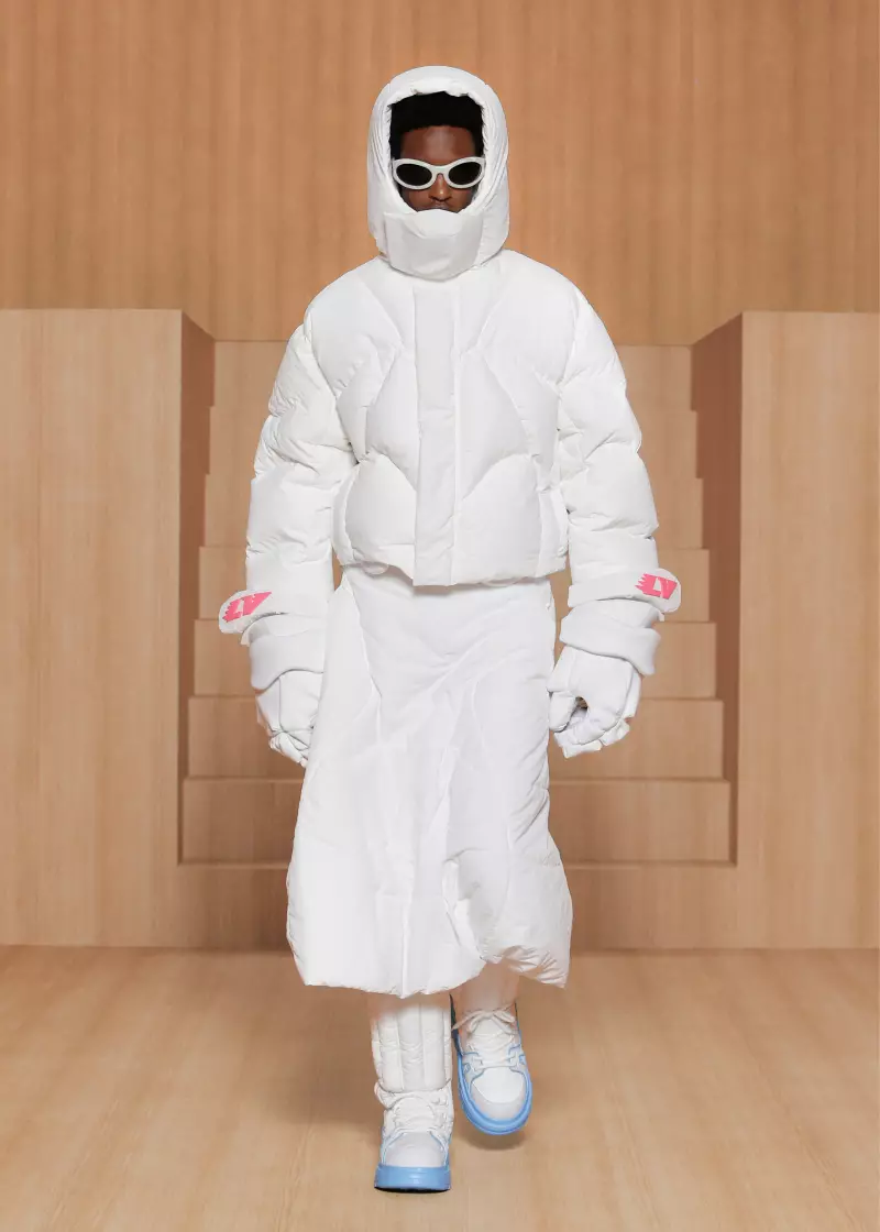 Louis Vuitton vīriešu apģērbi 2022. gada pavasara Parīzē 6622_57