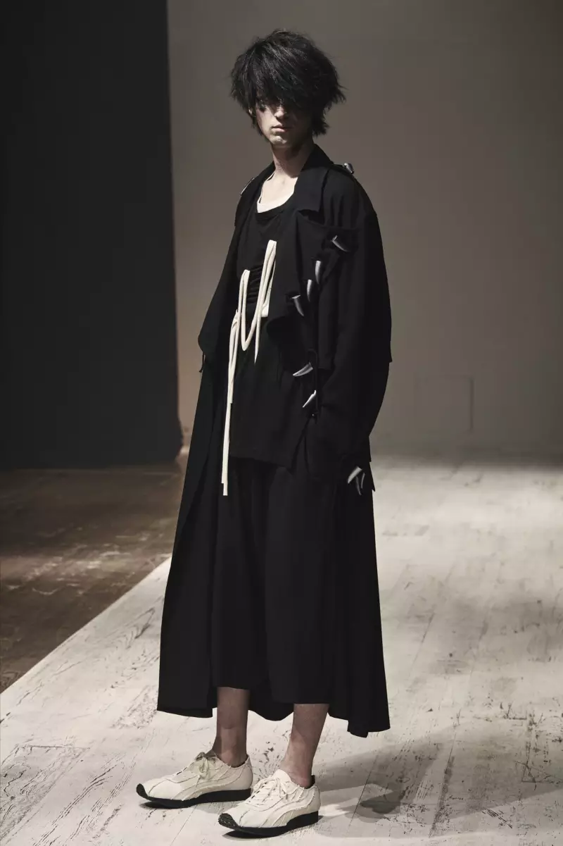 Yohji Yamamoto férfiruha 2022 tavaszán Párizs 6660_13