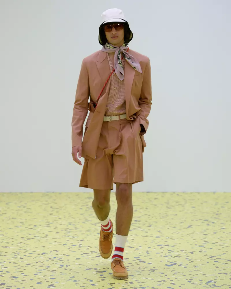 Busana Pria Paul Smith Spring 2022 Paris 6694_25