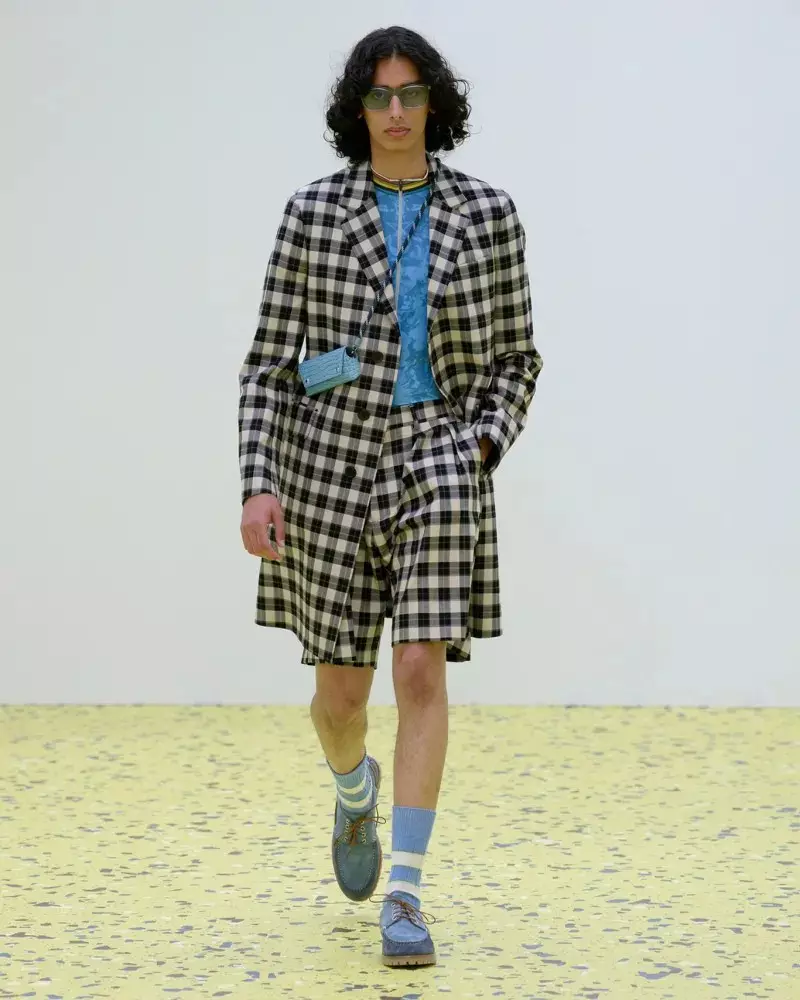 Busana Pria Paul Smith Spring 2022 Paris 6694_36