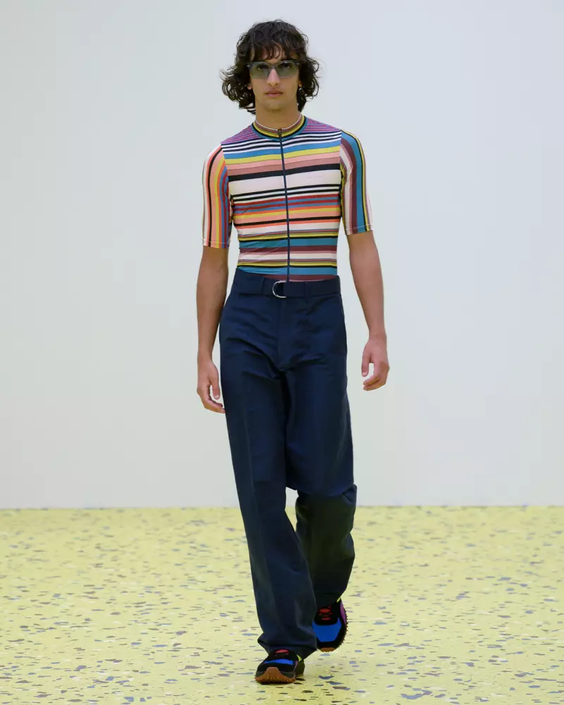 Busana Pria Paul Smith Spring 2022 Paris 6694_37