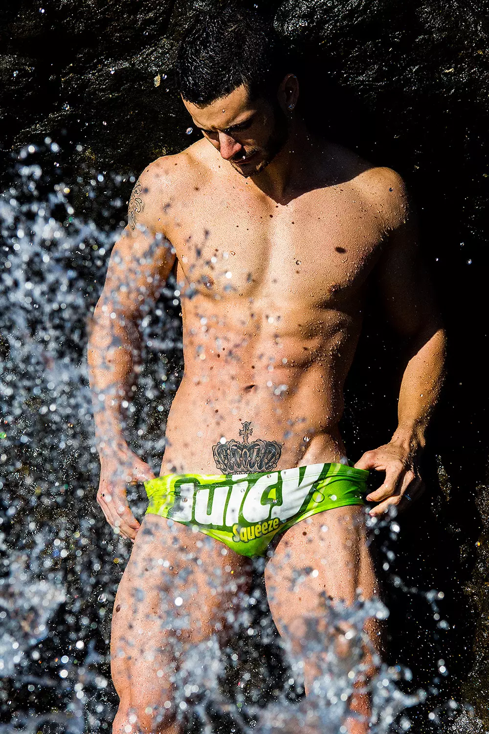 Credits: Fotoen: Adrian C. Martin Modeller: Adrian HC / Esau García Swimwear: BoysGetWet (www.boysgetwet.com)