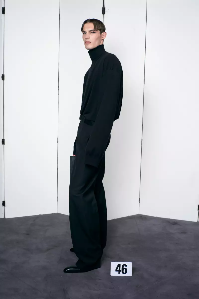 Balenciaga Couture Outono 2021 Milán 7182_27