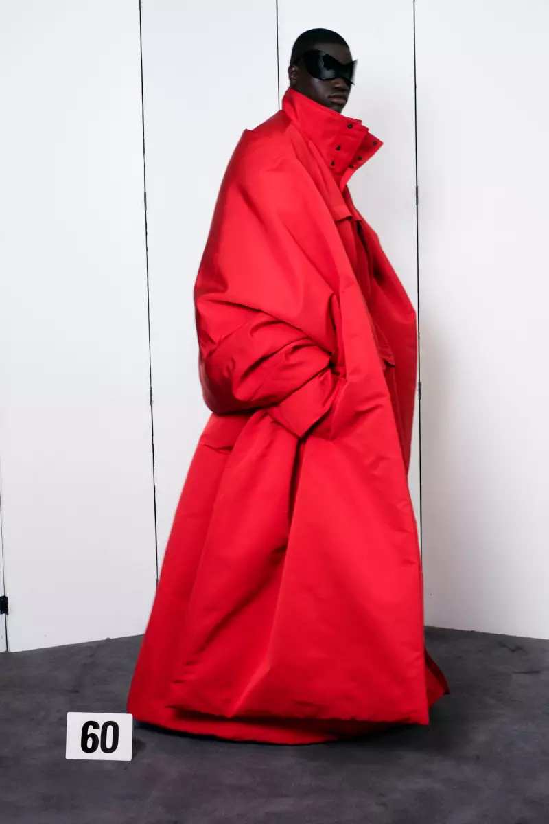 Balenciaga Couture Fall 2021 Milaan 7182_34