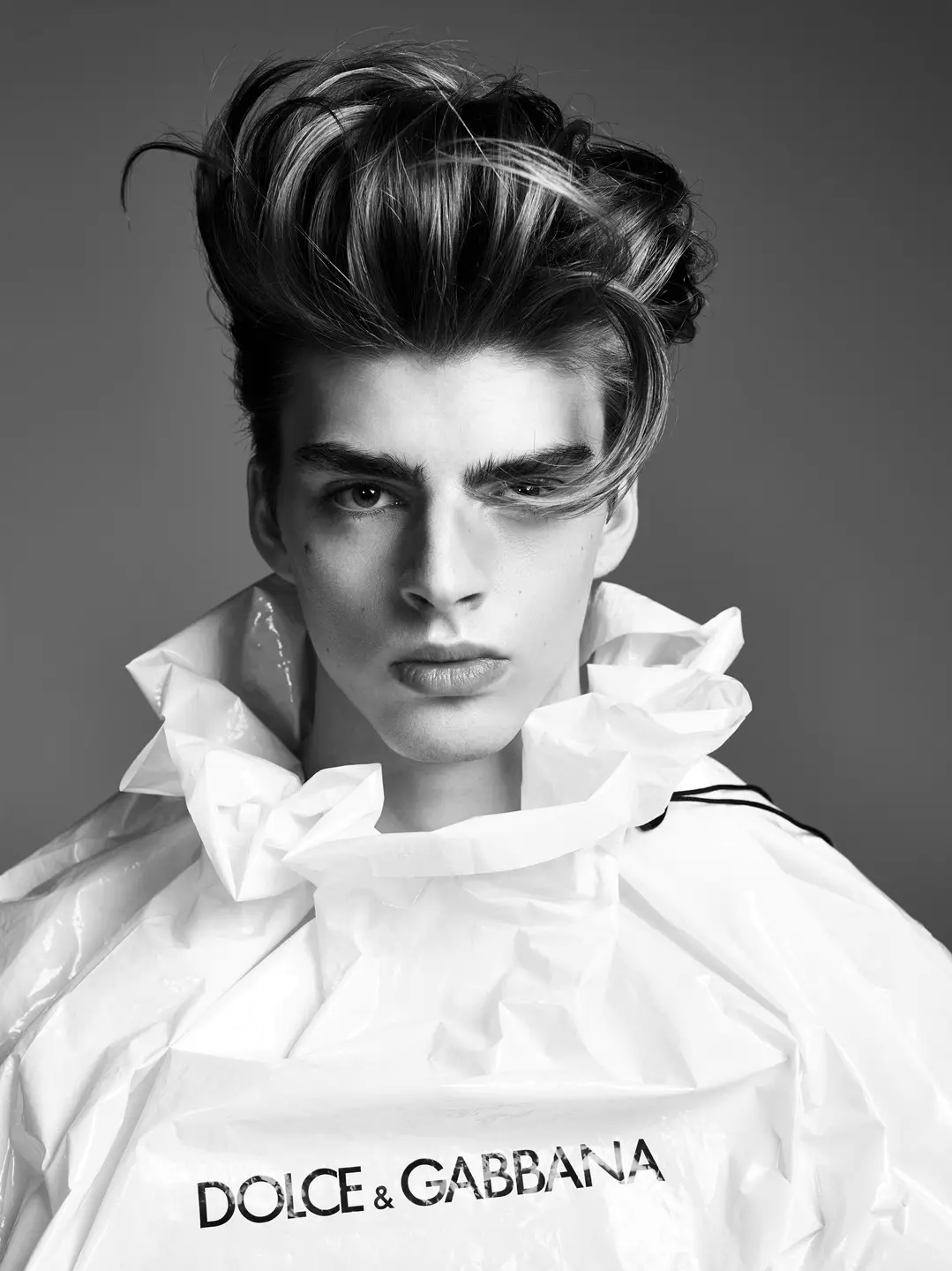 WONDERLAND MAGAZINE NI JOHN AKEHURST10