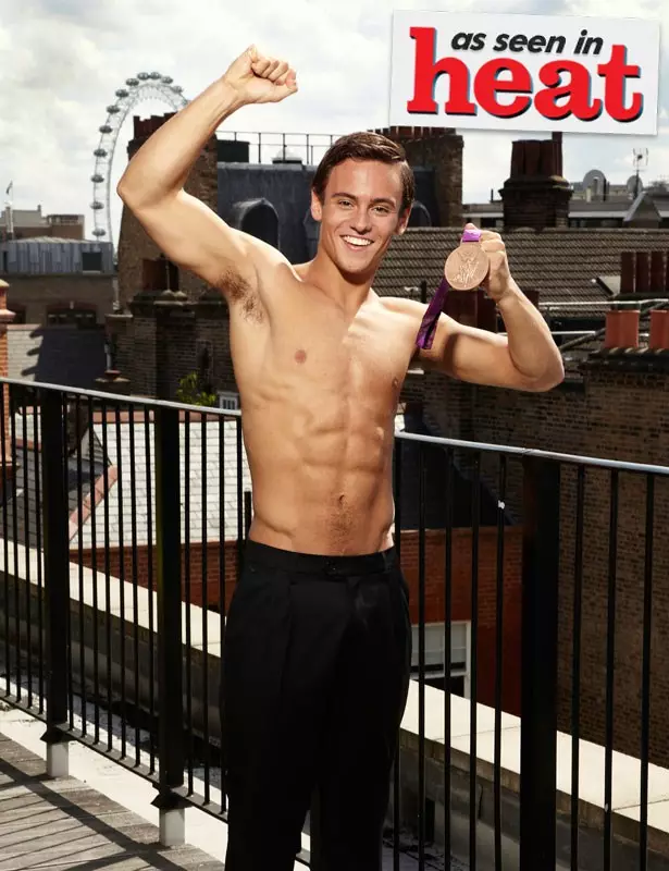 2012 Londra olimpiyat madalyalı Tom Daley, Heat Magazine için 739_1