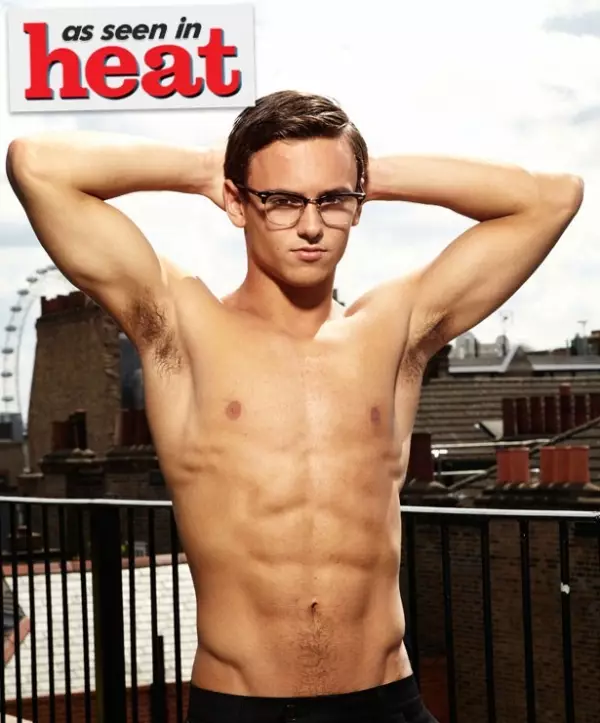 Osvajač olimpijske medalje iz Londona 2012. Tom Daley za Heat Magazine 739_10