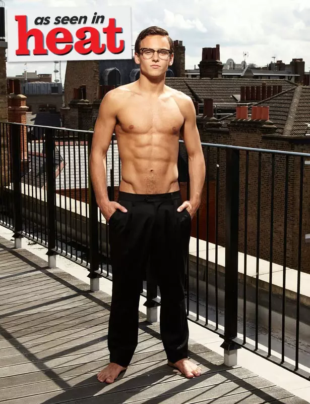 Olympisch medaillewinnaar van Londen 2012 Tom Daley voor Heat Magazine 739_6