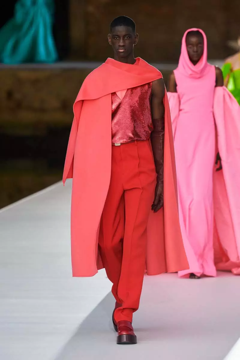 Valentino Haute Couture පිරිමි වැටීම 2021 එකතුව 7473_26