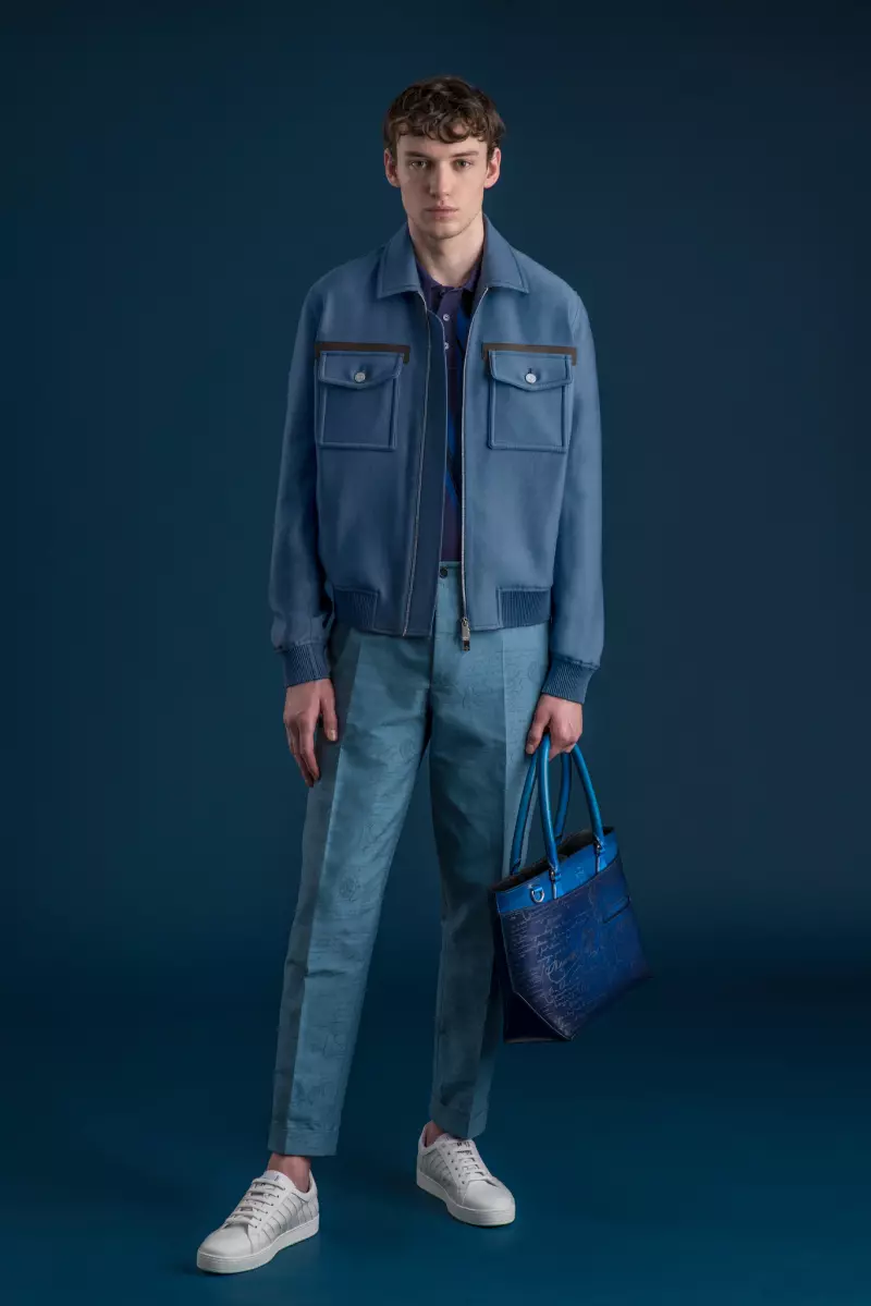 Berluti Men’s Spring 2022 в Париже 7543_14