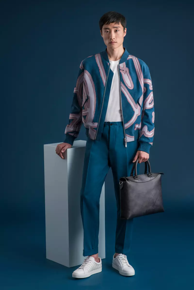 Berluti Men’s Spring 2022 в Париже 7543_16