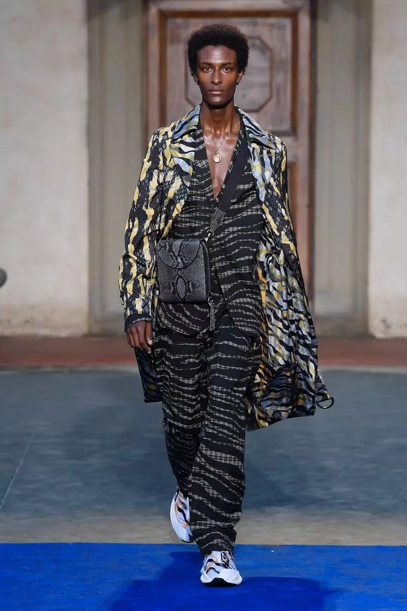 Roberto Cavalli מענסוועאַר פרילינג זומער 2019 פלאָראַנס15