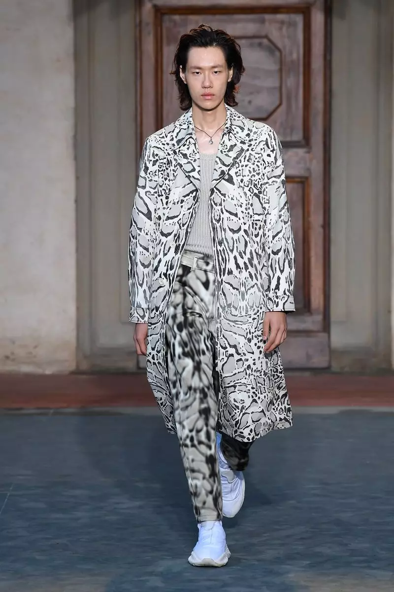 Roberto Cavalli מענסוועאַר פרילינג זומער 2019 פלאָראַנס38