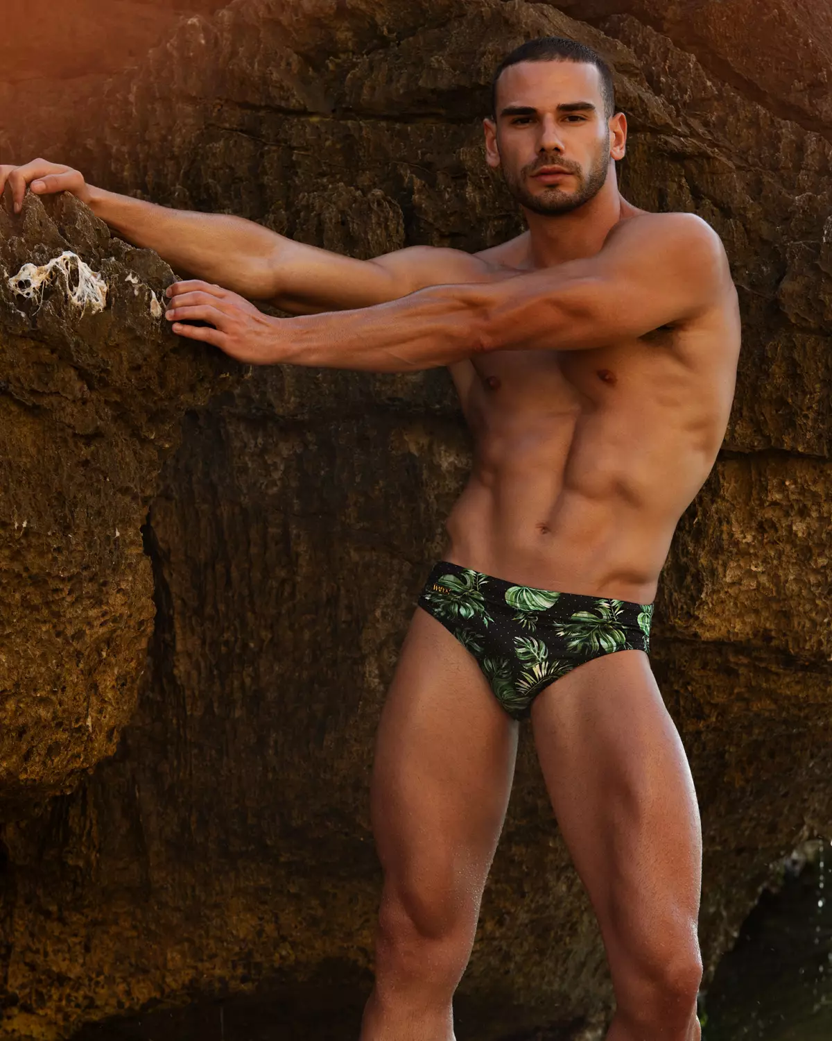 Tropical Feels avec Matteo Sulas pour WAPO Wear 7736_1