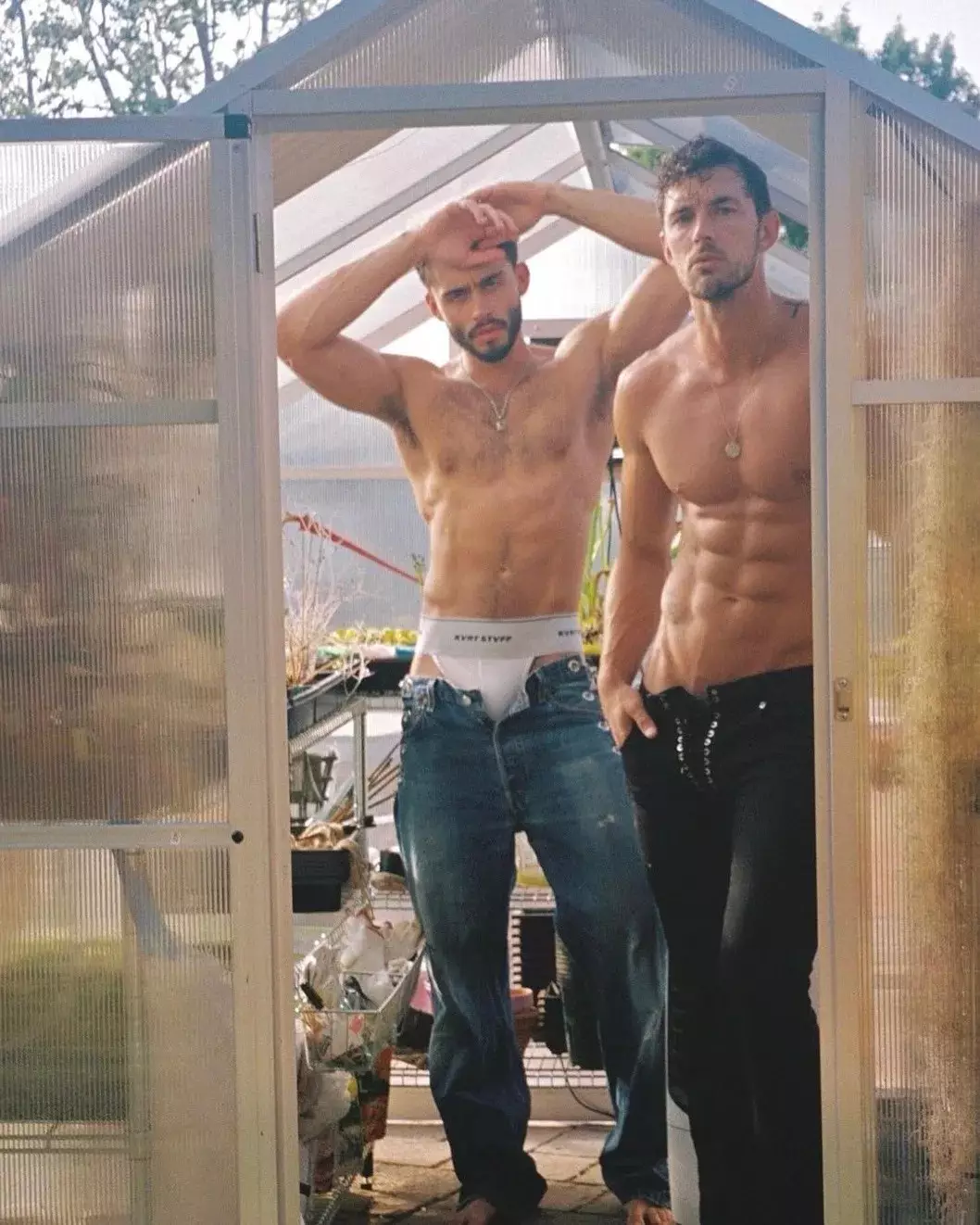 The Boys Next Door: Christian Hogue & Maverick McConnell na Davis Bates 7789_5