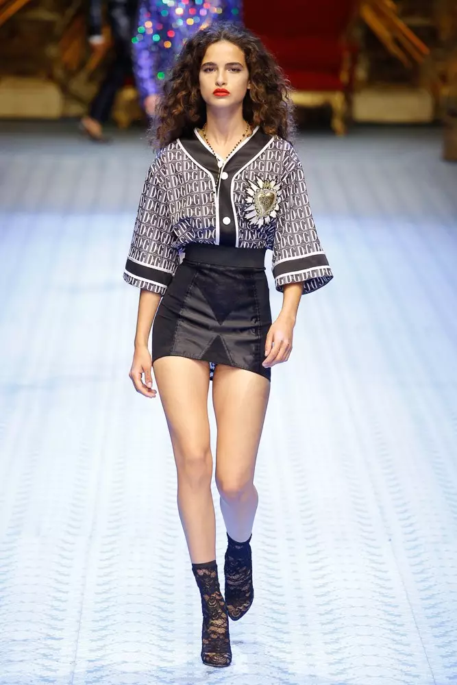 Dolce & Gabbana Orisun omi Ooru 2019 Milan105