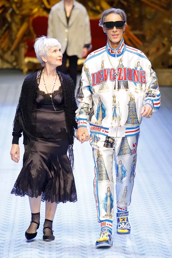 Dolce & Gabbana 2019 봄/여름 Milan113