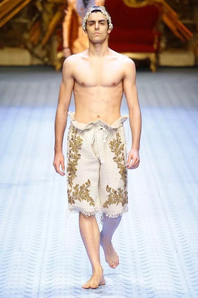 Dolce & Gabbana Orisun omi Ooru 2019 Milan119