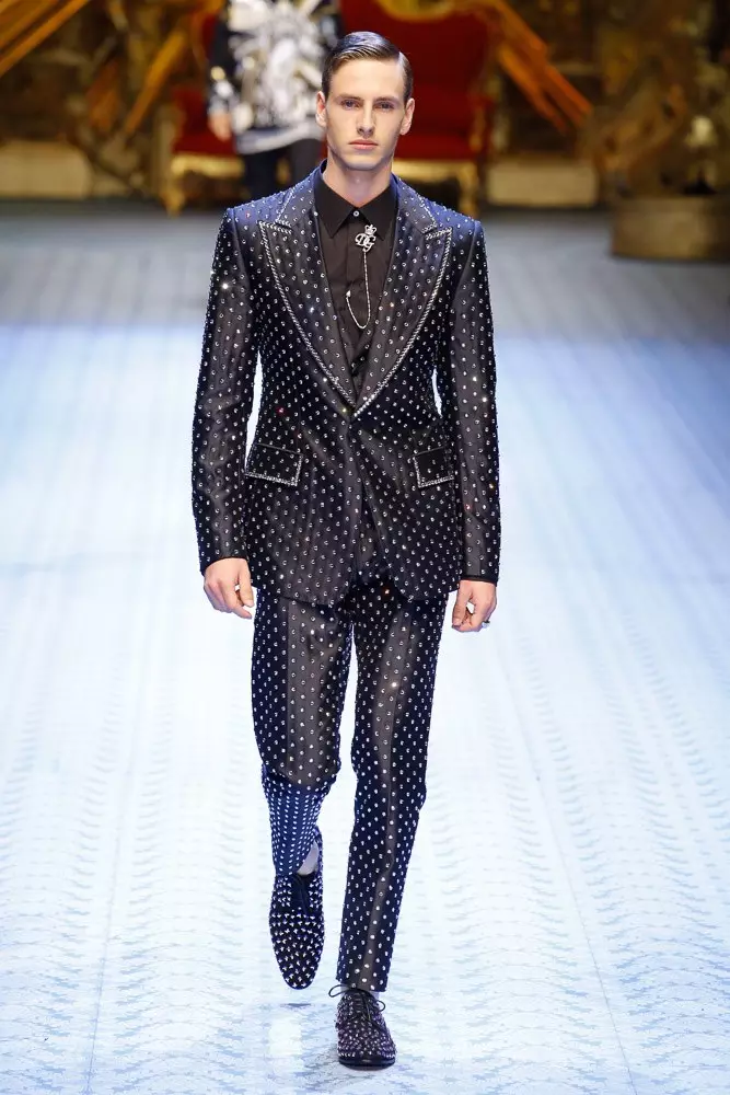 Dolce & Gabbana Orisun omi Ooru 2019 Milan42